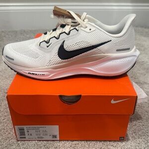 Brand New Nike Air Pegasus